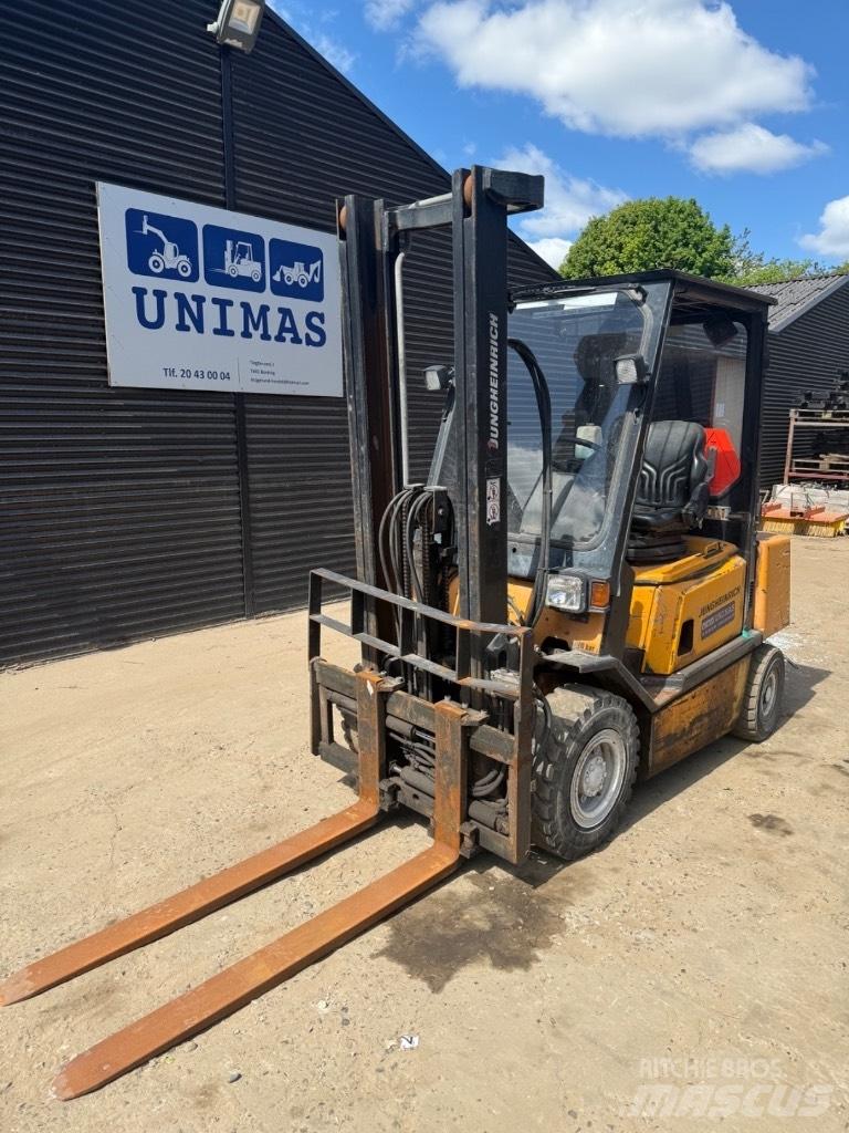 Jungheinrich DFG 25 Diesel heftrucks