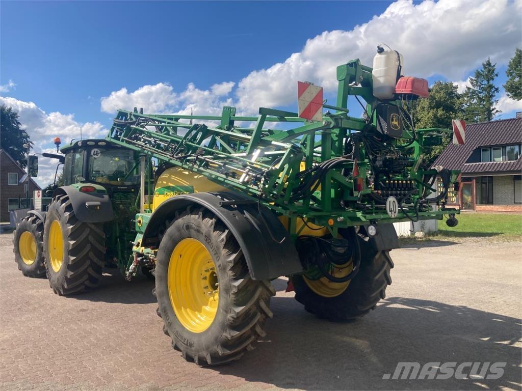 John Deere 732 Getrokken spuitmachines