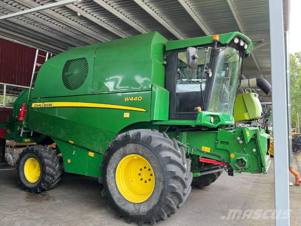 John Deere W 440 Maaidorsmachines