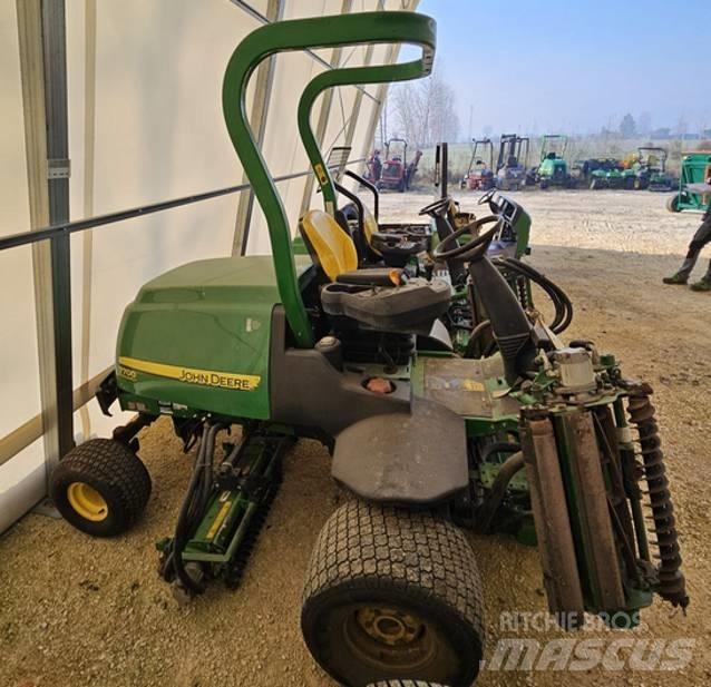 John Deere 7700 Golfbaanmaaiers