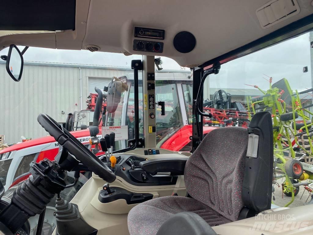 Massey Ferguson 5711 Tractoren