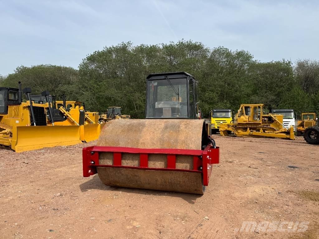 Dynapac CA 30 D Trilrolwalsen
