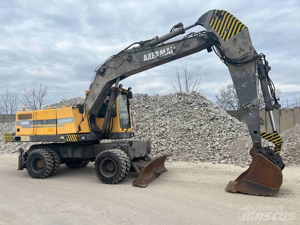 Åkerman EW230B Wielgraafmachines