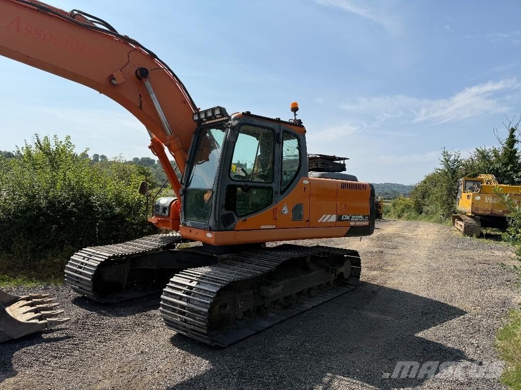 Doosan DX 225 LC Rupsgraafmachines