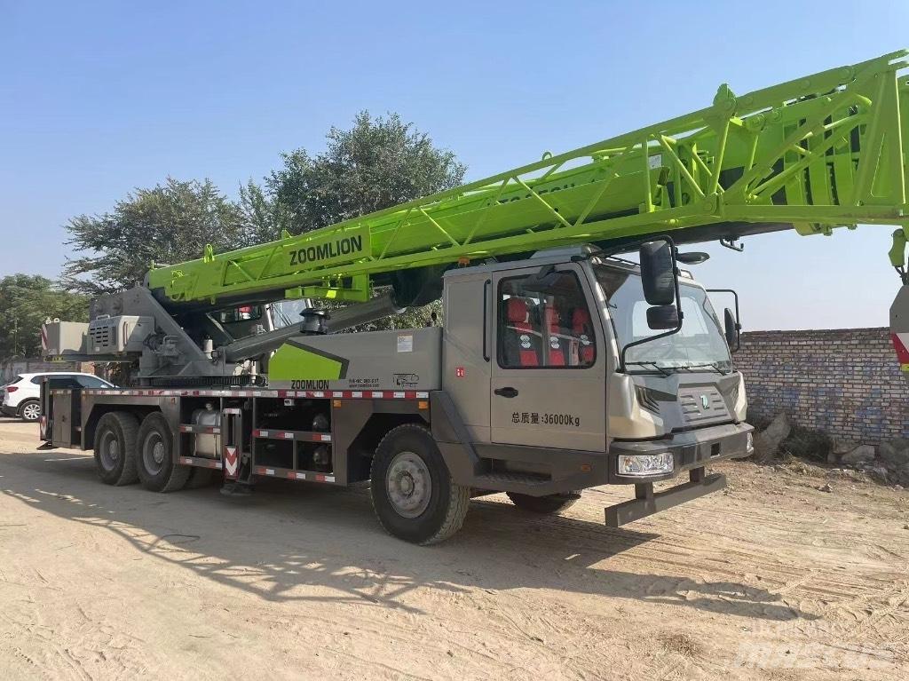 Zoomlion ZTC350H Kranen voor alle terreinen