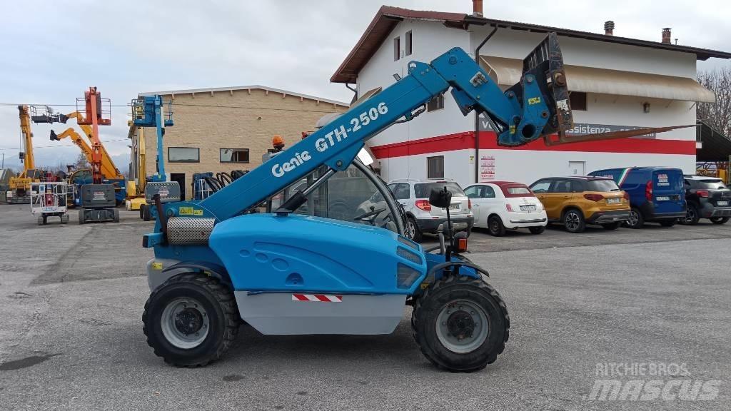 Terex Genie 2506 Verreikers