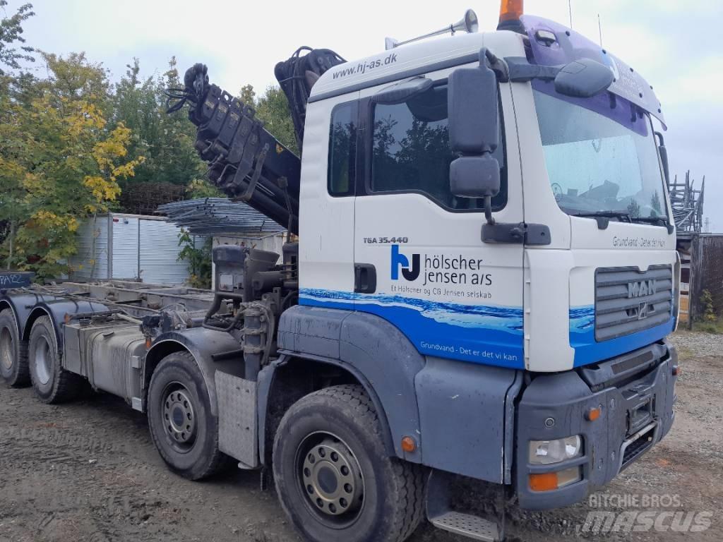 MAN h41 Vlakke laadvloer met kraan