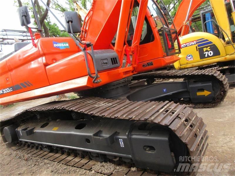 Doosan DX 300 Rupsgraafmachines