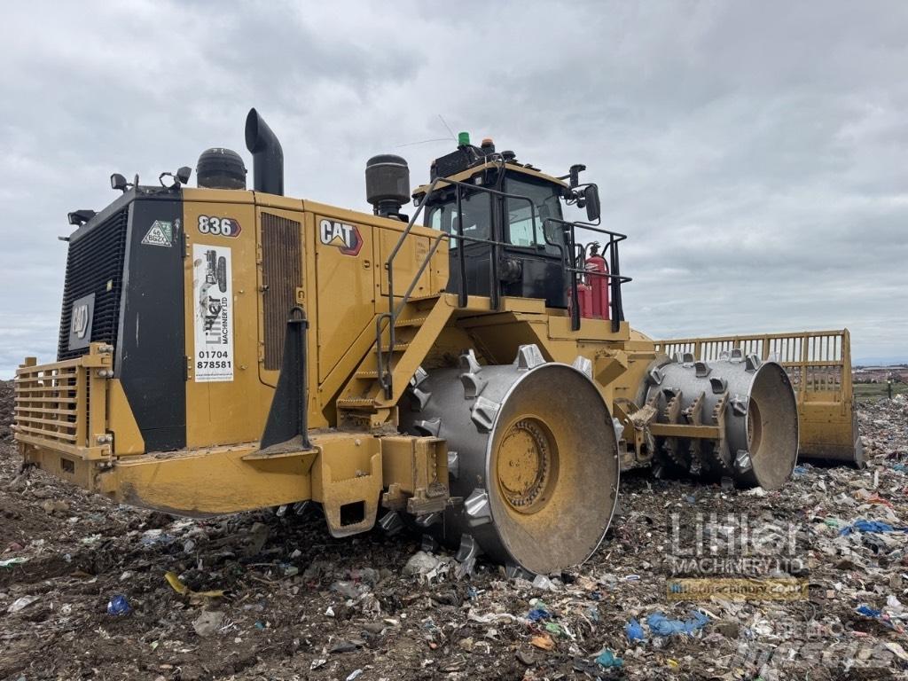 CAT 836 Afvalpersen