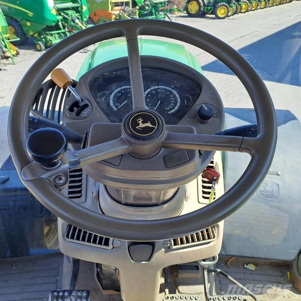 John Deere 6210 R Tractoren