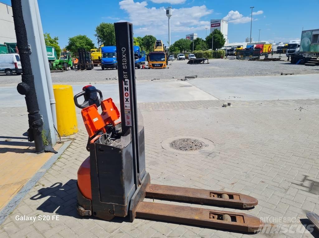 Toyota SWE080L Stapelaar meeloop