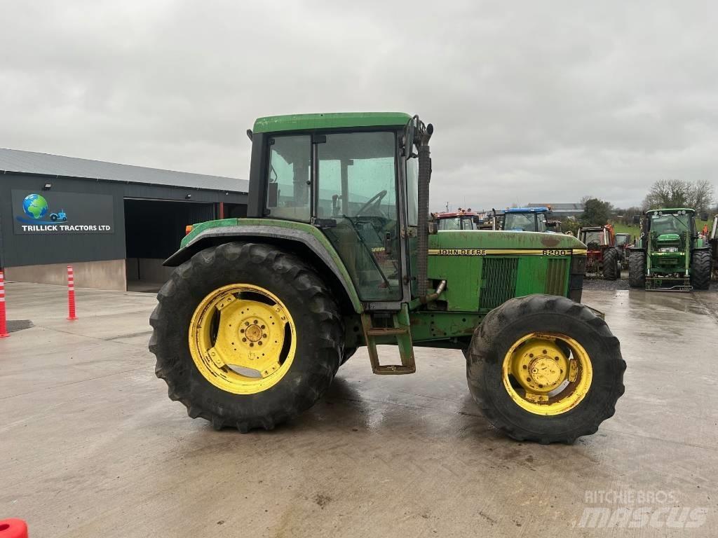 John Deere 6200 Tractoren