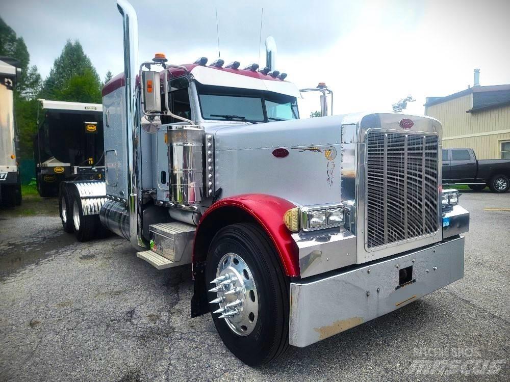 Peterbilt 379 Trekkers