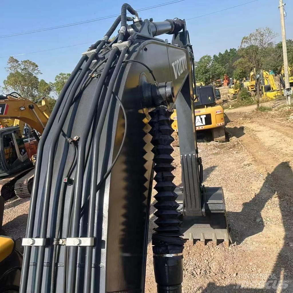 Volvo EC 210 Rupsgraafmachines