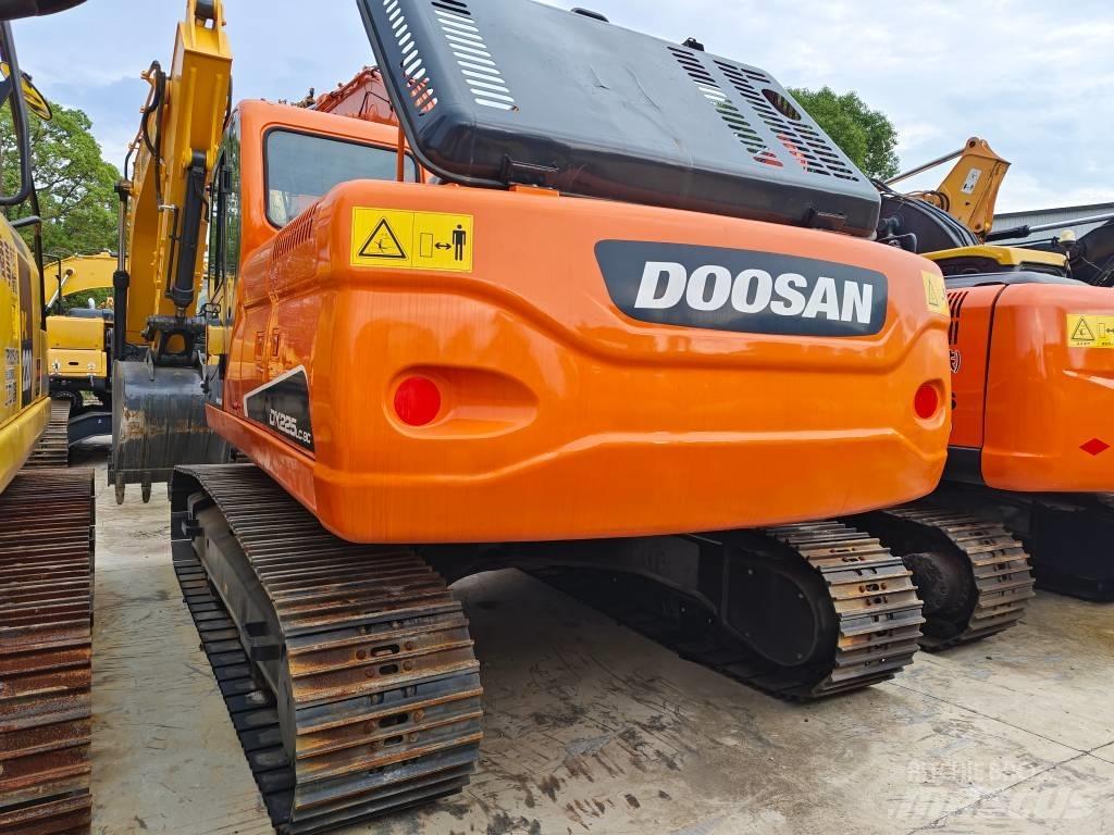Doosan DX 225 LC-9C Rupsgraafmachines