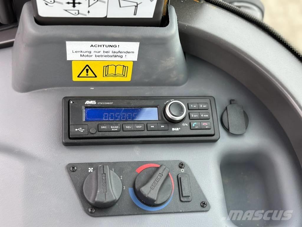 Mecalac AX 700 Wielladers