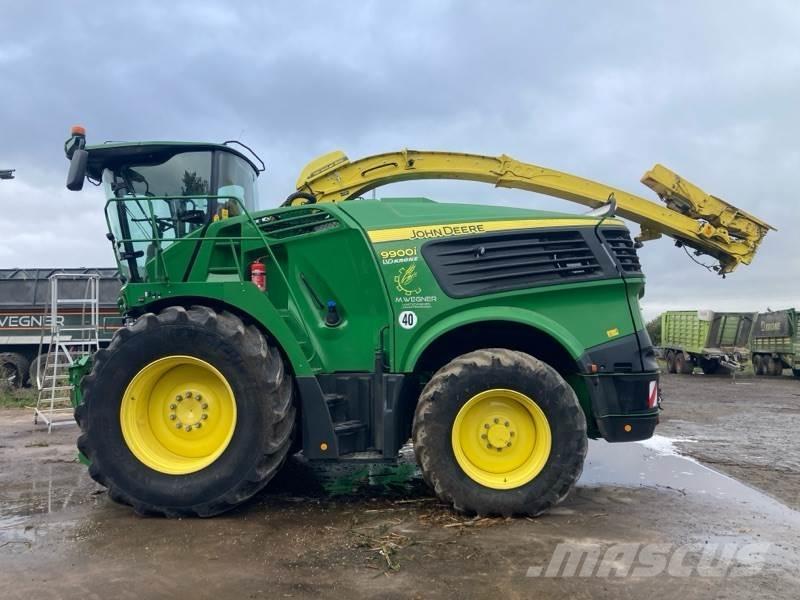 John Deere 9900i Getrokken veldhakselaar