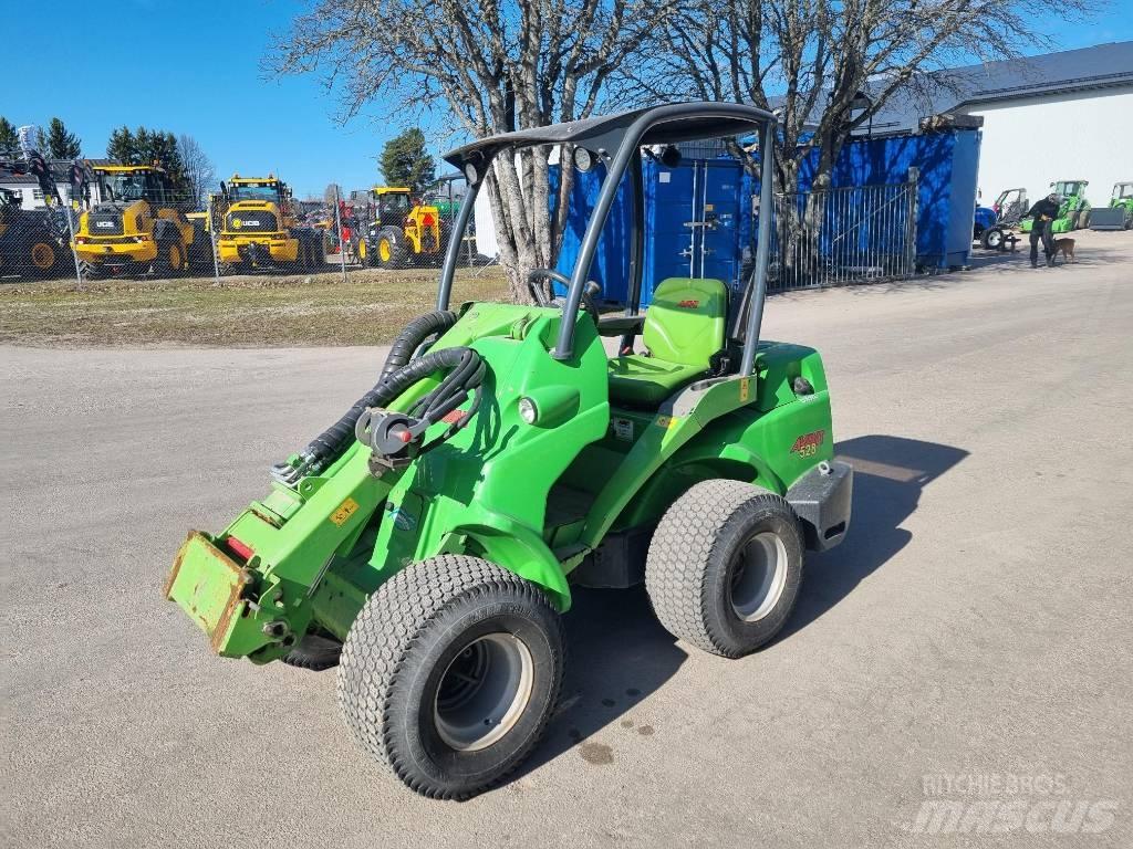 Avant 528 Miniladers