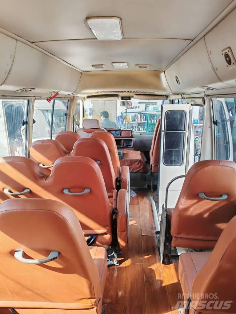 Toyota Coaster Intercitybussen