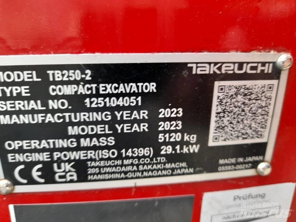 Takeuchi TB 250-2 Minigraafmachines < 7t