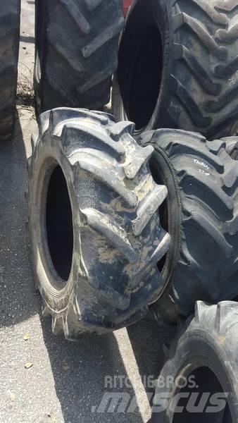  Pneus 320/70R20 Banden, wielen en velgen