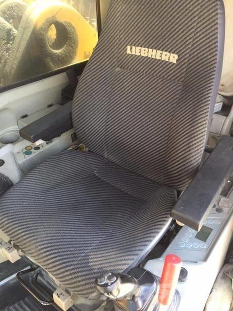 Liebherr R 974 C Rupsgraafmachines