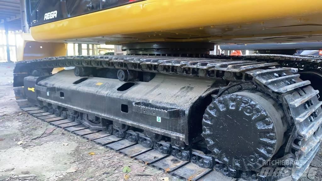 CAT 320D2L Rupsgraafmachines