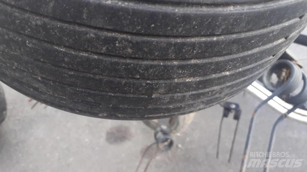 Vicon 1124C Schudders