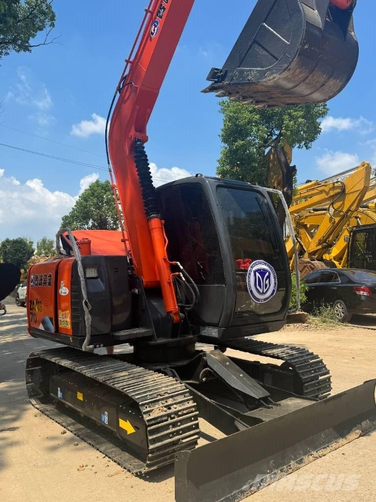Hitachi ZX 70 Rupsgraafmachines