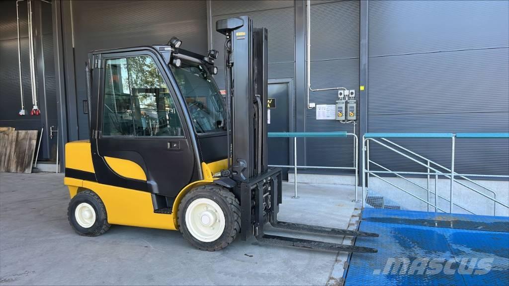 Yale GDP 30 VX Diesel heftrucks