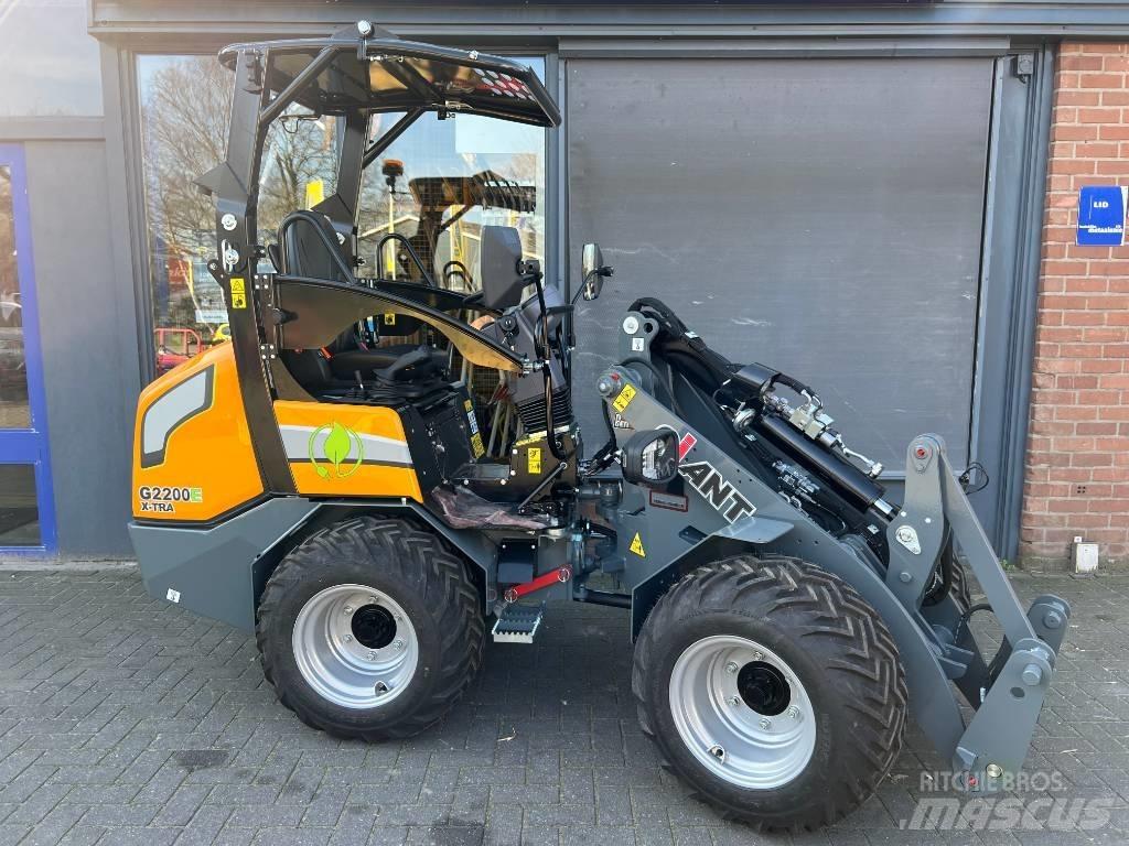 GiANT G2200E X-tra Knik- en schrankladers