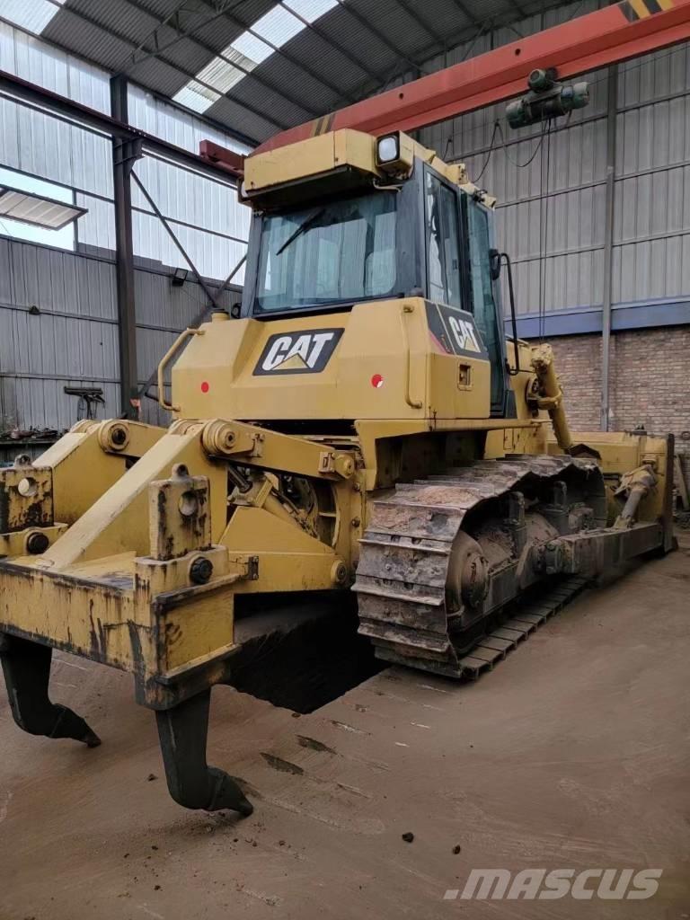 CAT D7G2 Rupsdozers