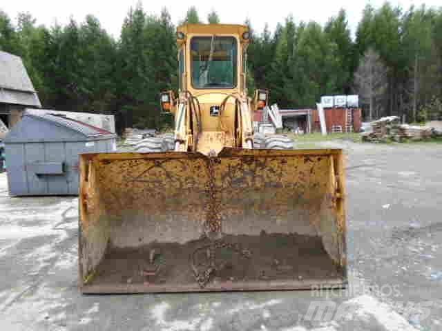 John Deere 544 A Wielladers