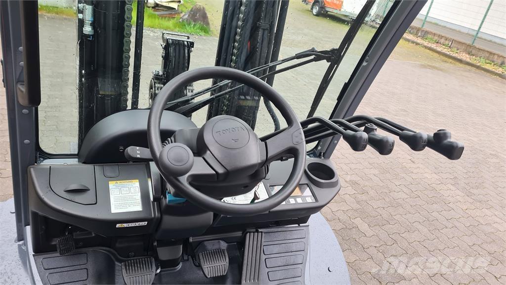 Toyota 02-8FGJF35 LPG heftrucks