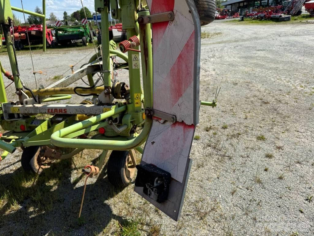CLAAS VOLTO670 Schudders