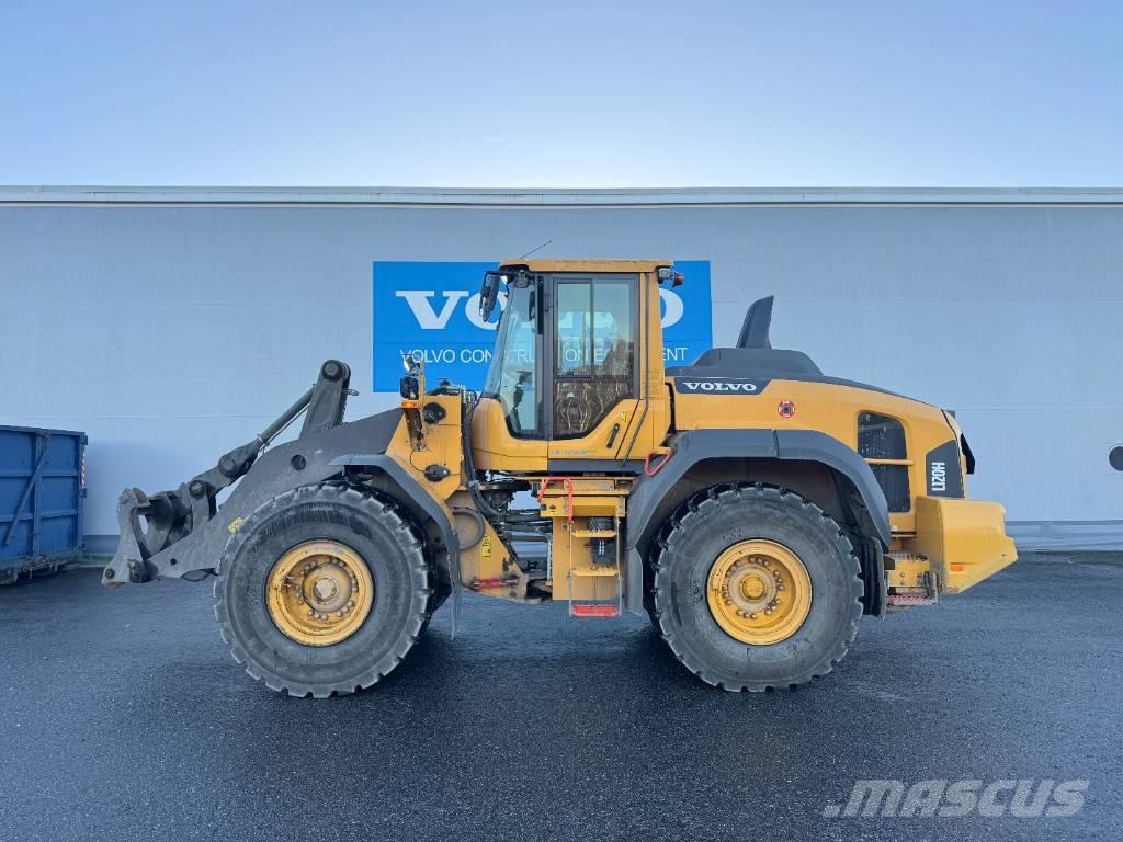 Volvo L 120 H Wielladers