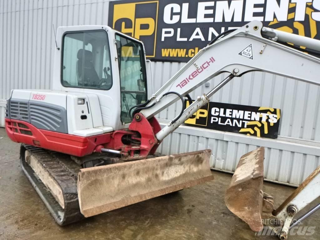 Takeuchi TB250 Minigraafmachines < 7t