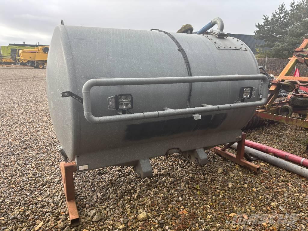 Harsø Fronttank Drijfmesttanks