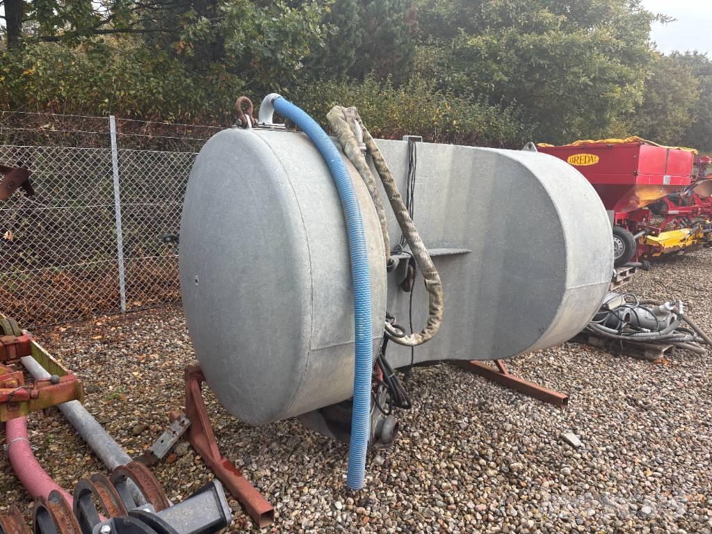Harsø Fronttank Drijfmesttanks