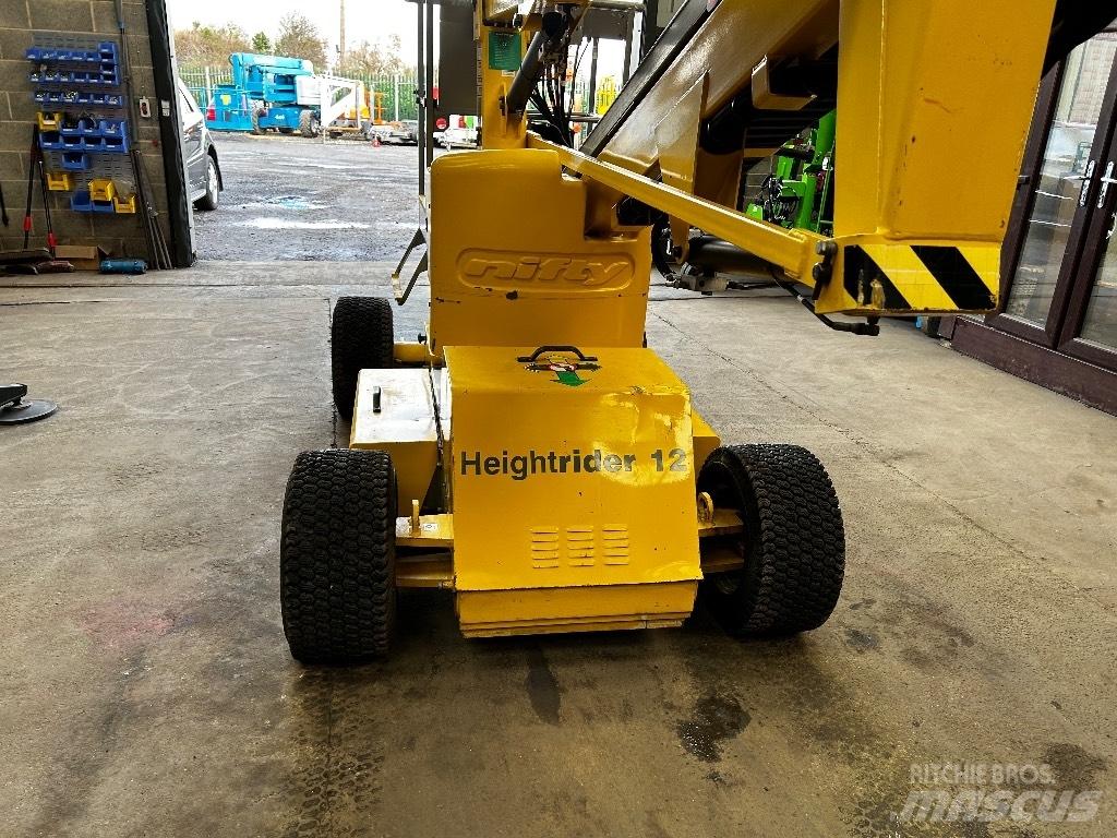 Niftylift HR12 NDE Knikarmhoogwerkers