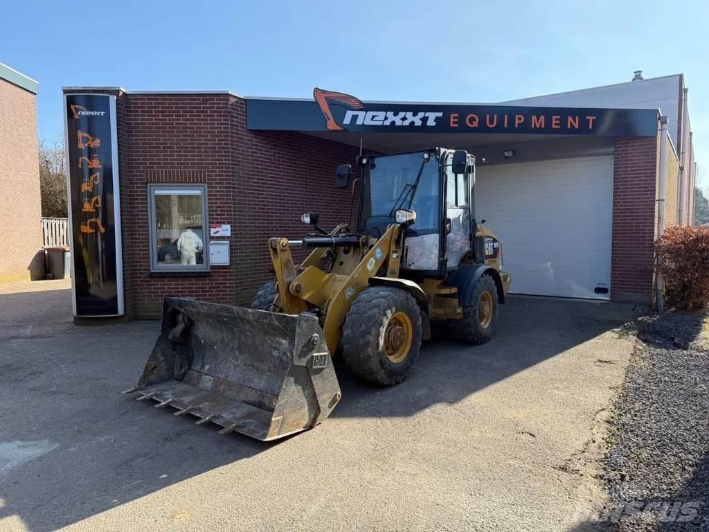 CAT 907M Wielladers
