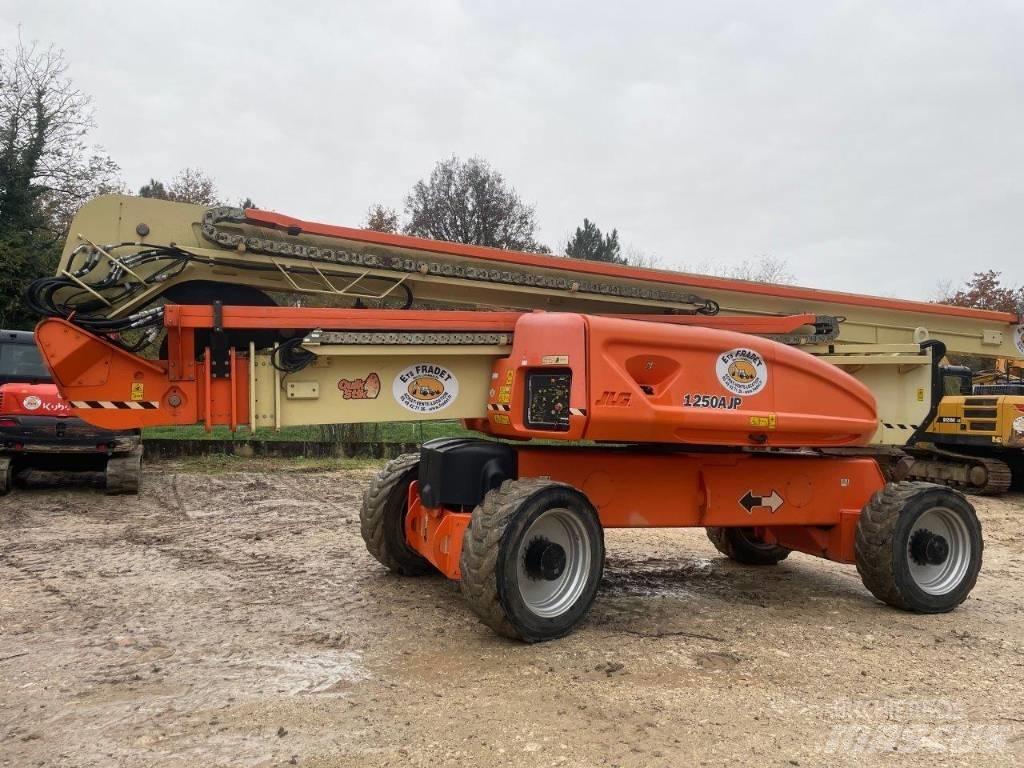 JLG 1250 AJP Knikarmhoogwerkers