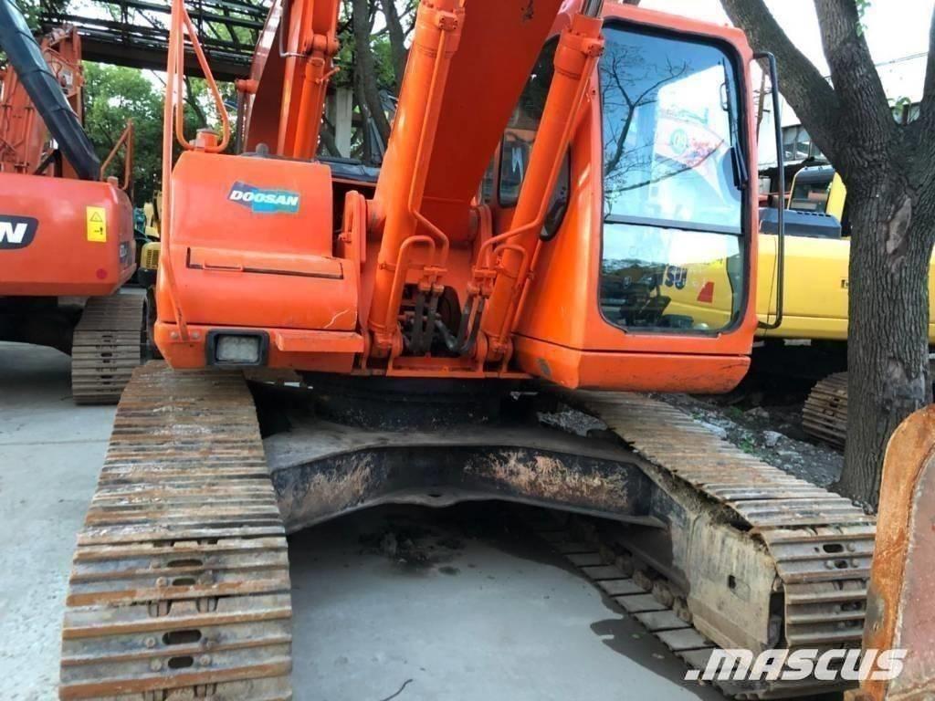 Doosan 220-7 Rupsgraafmachines