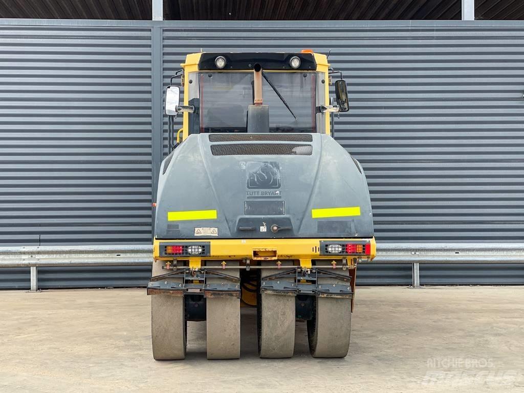 Bomag BW 25 RH Bandenwalsen