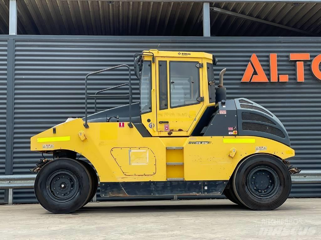Bomag BW 25 RH Bandenwalsen