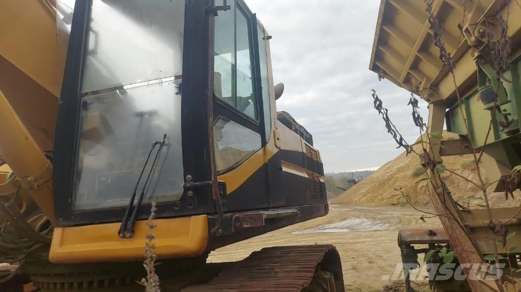 CAT 345 B L Gieken en dippers