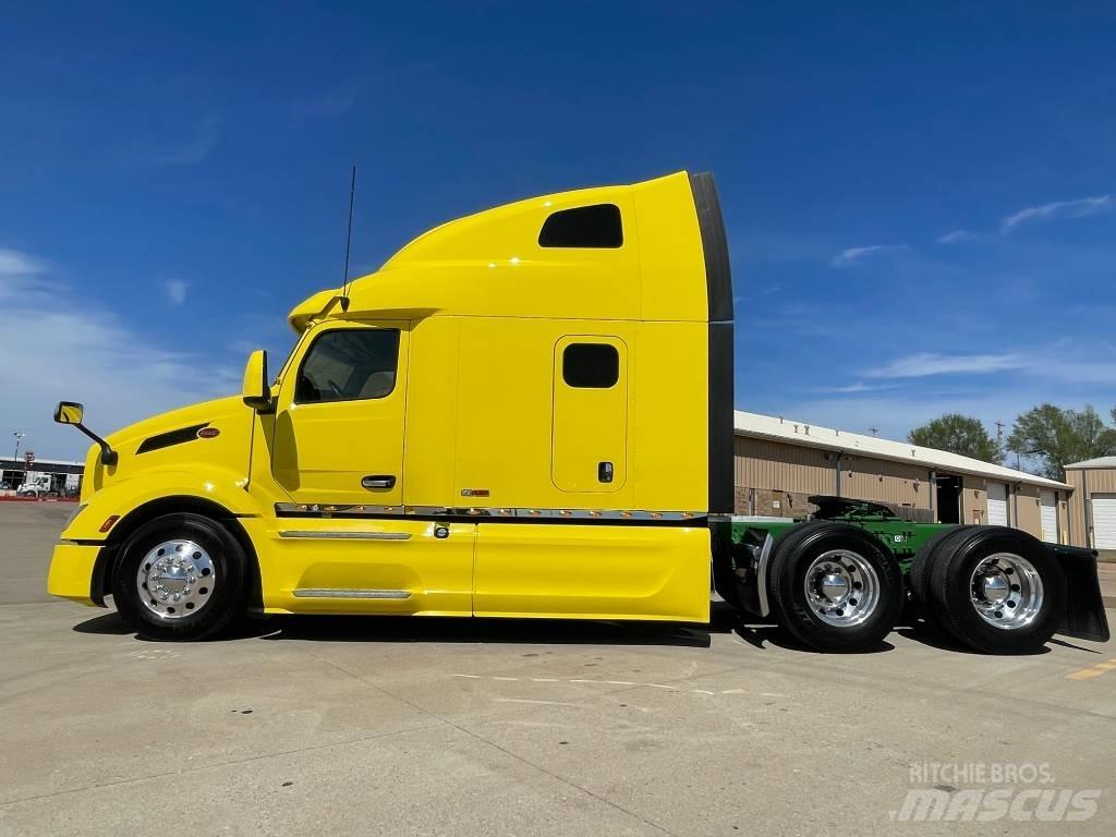 Peterbilt 579 Trekkers