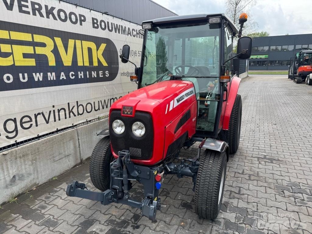 Massey Ferguson 1547 Tractoren