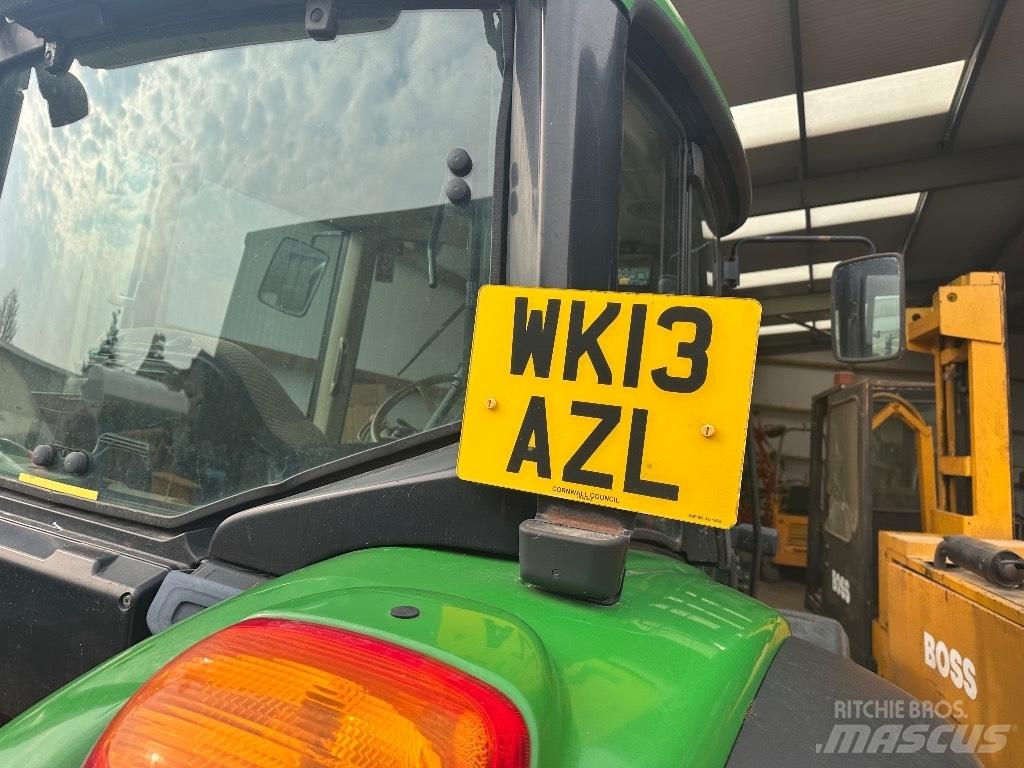 John Deere 6210 Tractoren