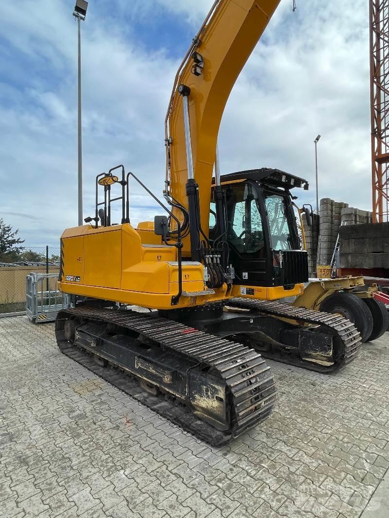 JCB 220 X LC Rupsgraafmachines